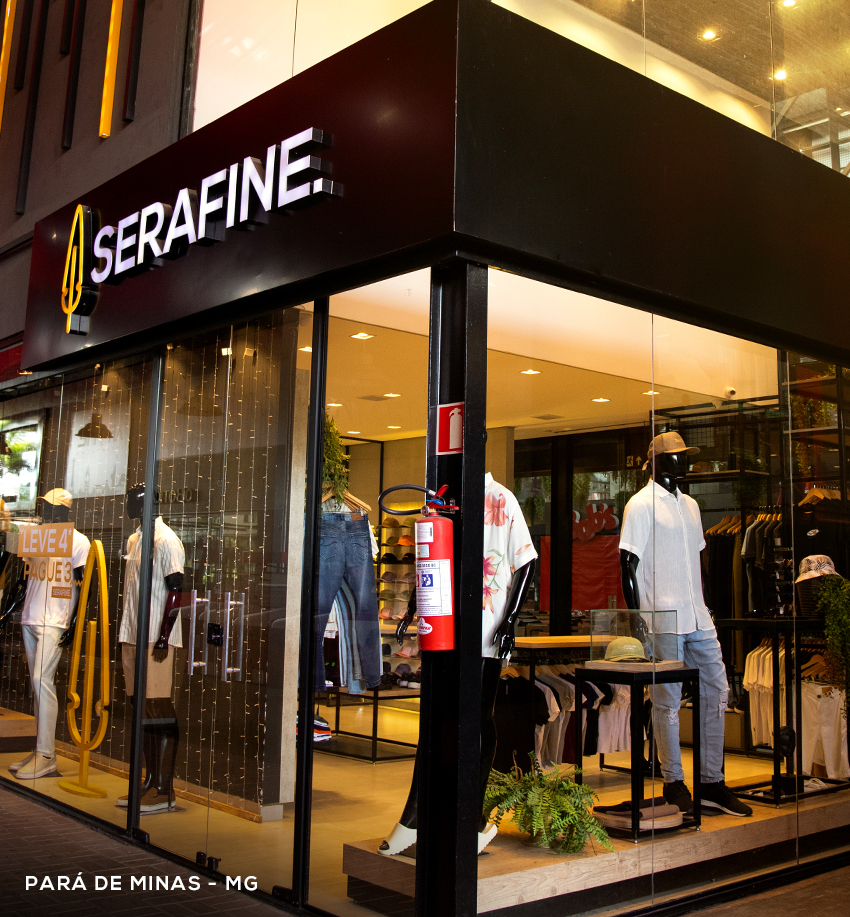 Fachada loja Para╠ü de Minas